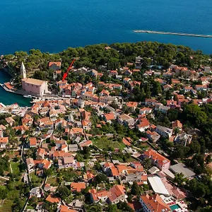 https://villa-mozart.primorje-gorskikotar.com